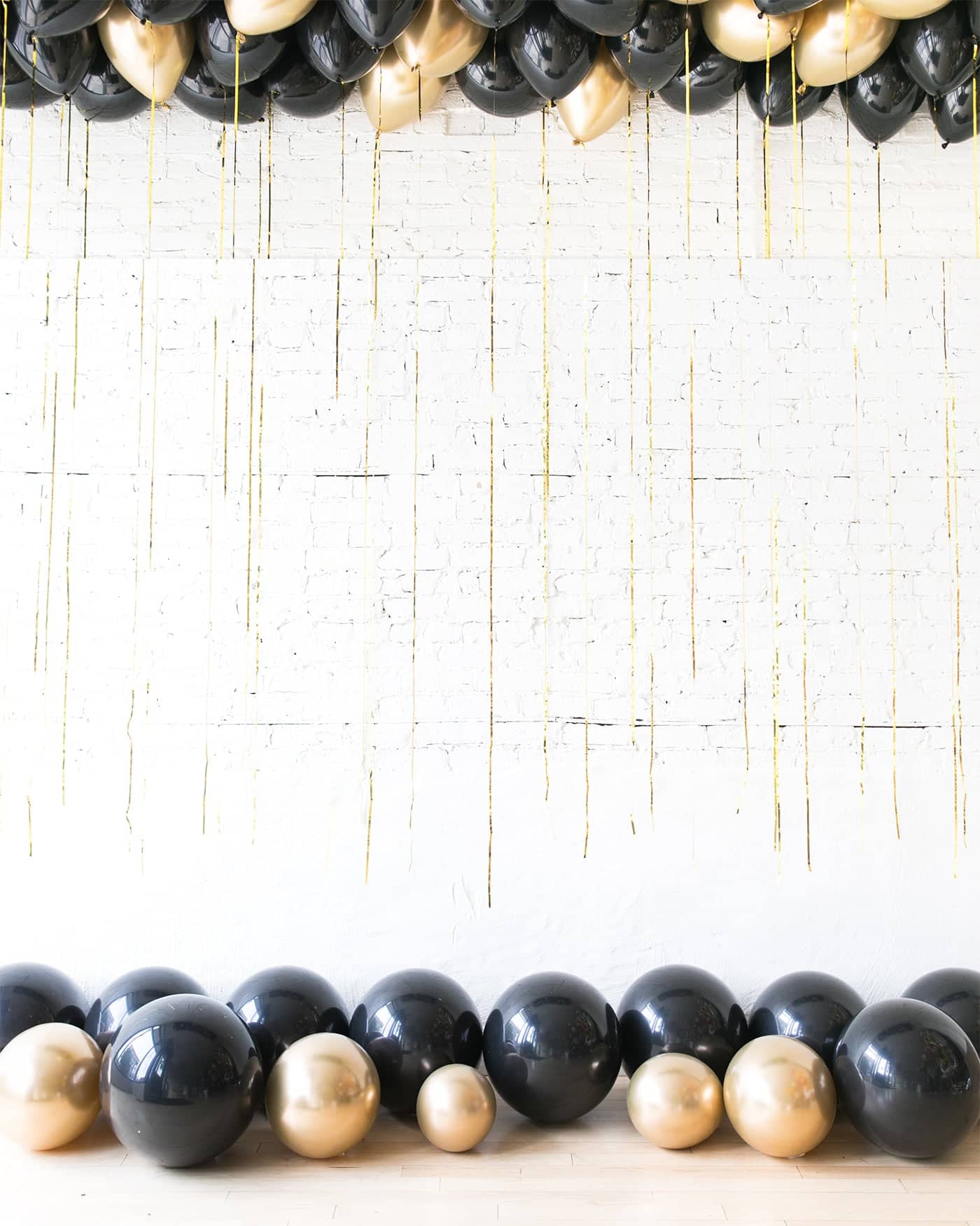 Couture – Ceiling & Floor Balloon Set | Rental