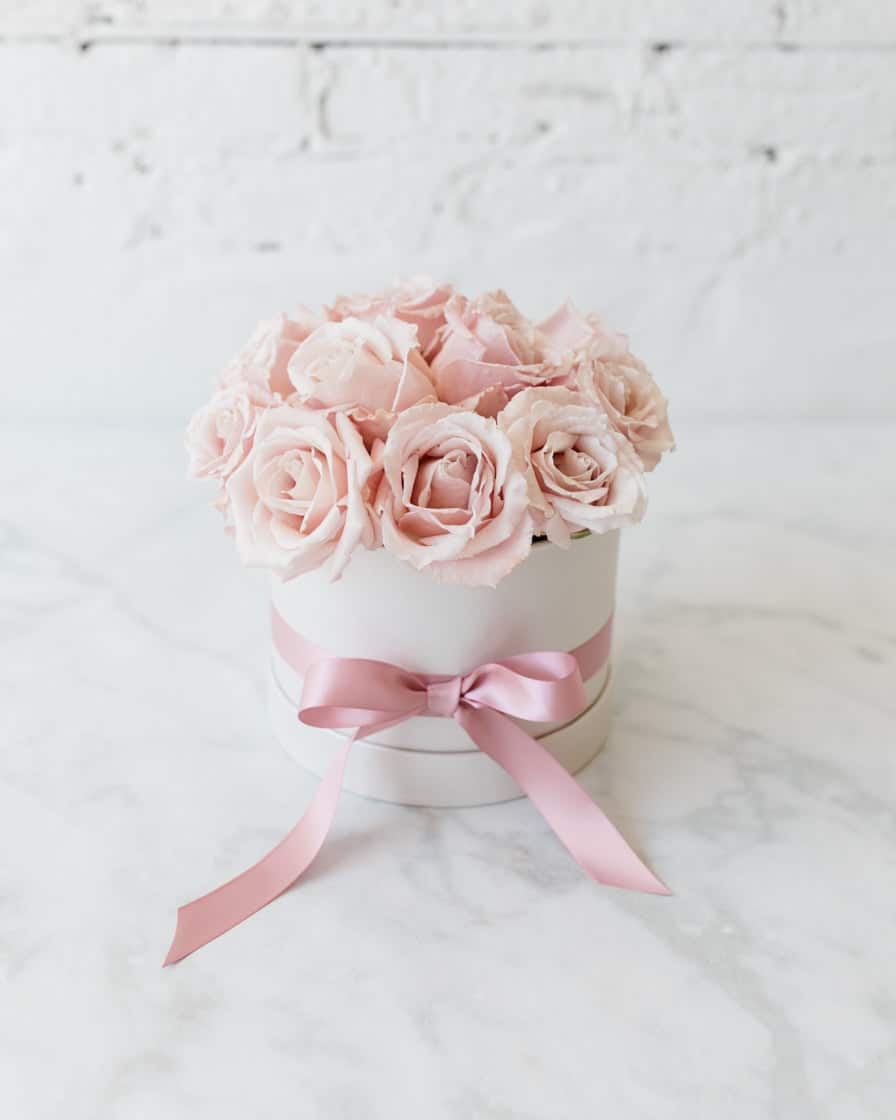 GIFT-Pale Pink Rose Bloom Box | Rental GIFT-Pale Pink Rose Bloom Box | Rental