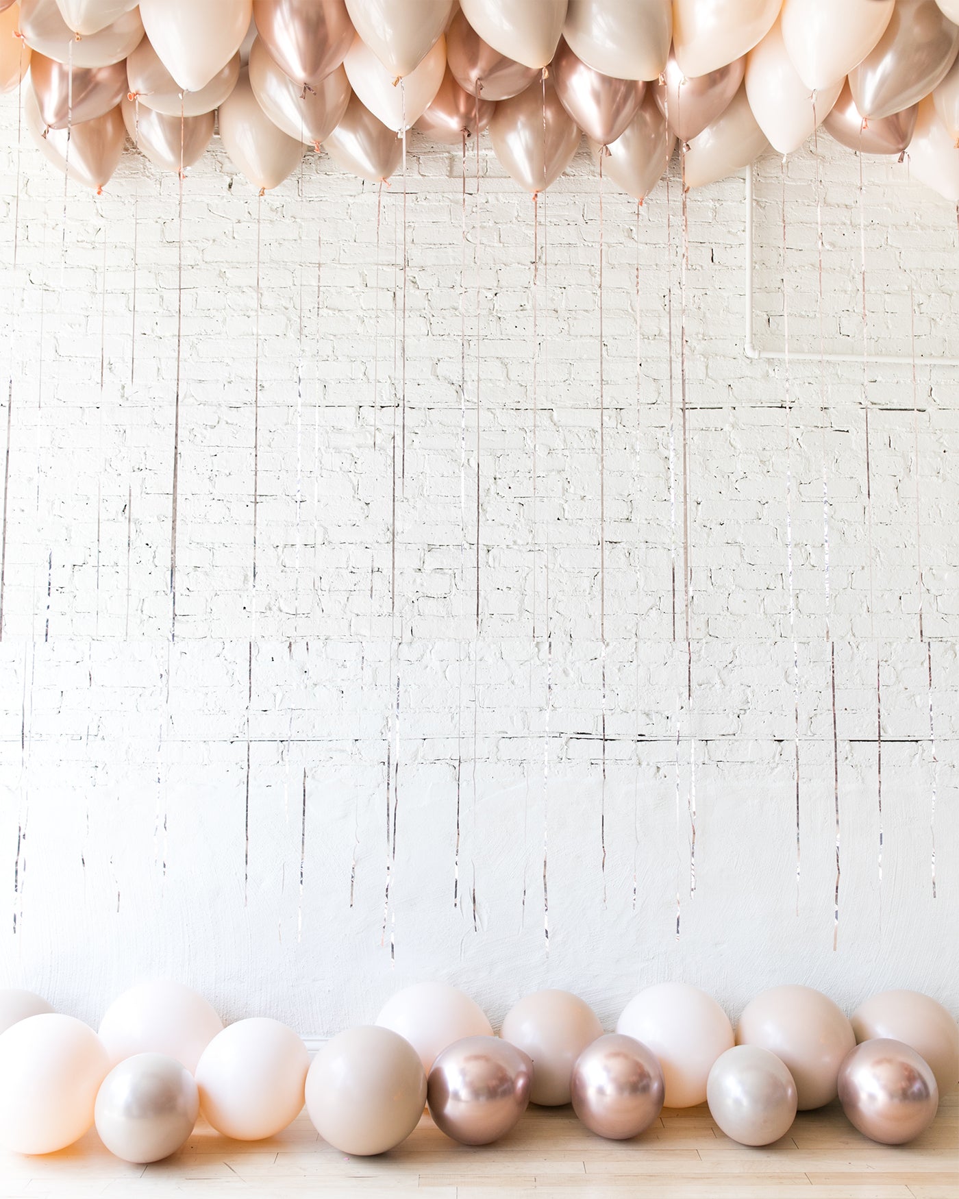 Glam Tan – Ceiling & Floor Balloon Set | Rental